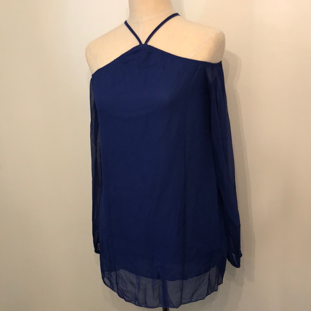 New blue boutique top size M off shoulder blouse
